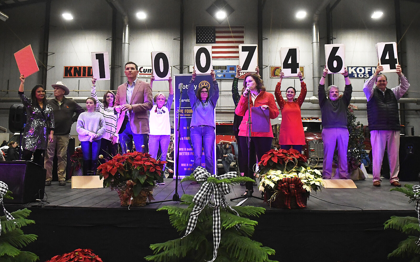 211208-news-candy cane cash 7 BH.jpg